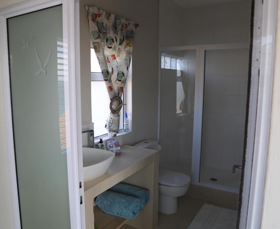 Apartment The Nook Fish Hoek Bagian luar foto