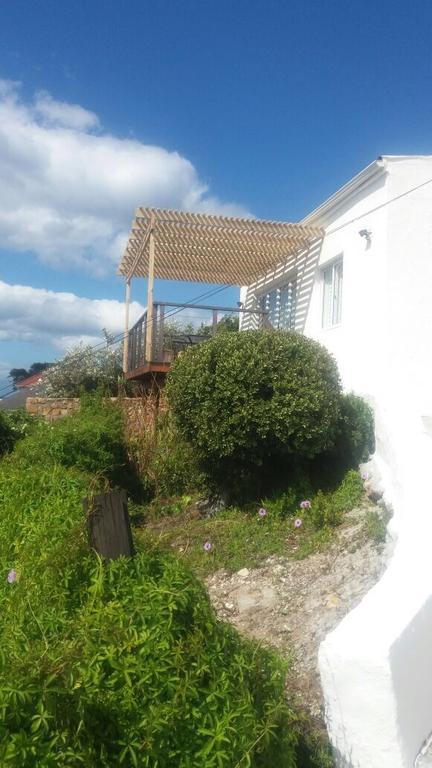 Apartment The Nook Fish Hoek Bagian luar foto